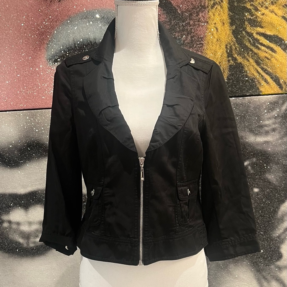 WHBM Black Cropped Jacket with zipper size 6